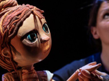 TEATRE I TITELLES · LA LLÀNTIA MERAVELLOSA