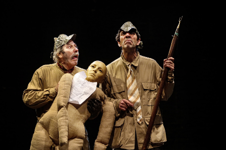 TEATRE · LA BATALLA DE LOS AUSENTES