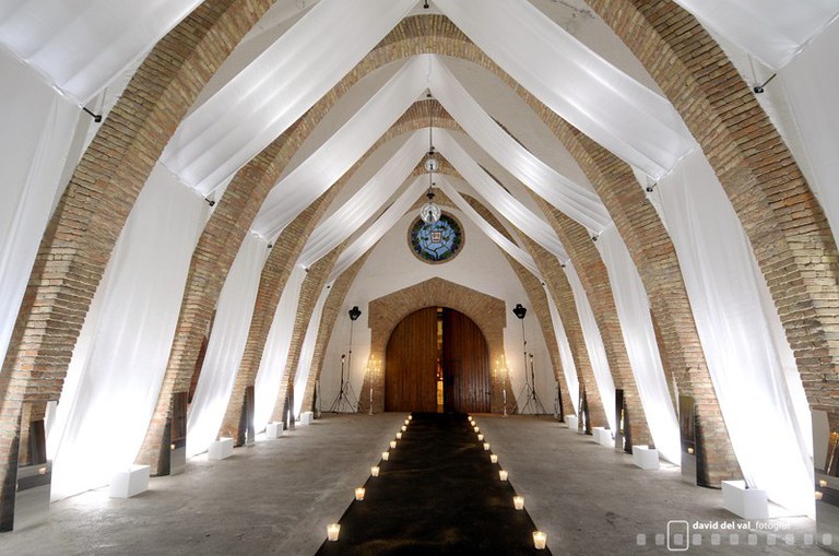 VISIT TO THE RAIMAT WINERY