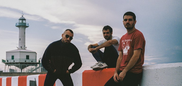 CONCIERTO · BATEC, GROOGY RUDE + GOS MULLAT