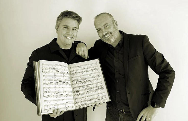 CONCIERTOS Y ESPECTÁCULOS · LIBERTÉ, ÉGALITÉ, FRATERNITÉ
