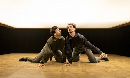 DANZA · LOS PERROS