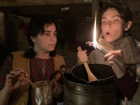 TEATRO FAMILIAR · "LA CASA MÉS PETITA"