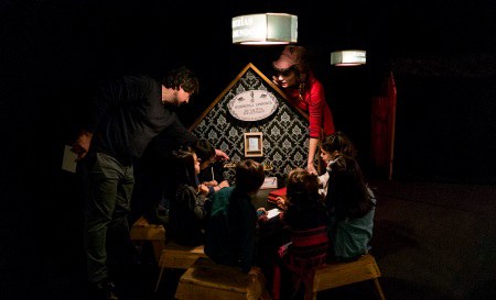 TEATRO · LA BIBLIOTECA DE LA CURIOSITAT INFINITA