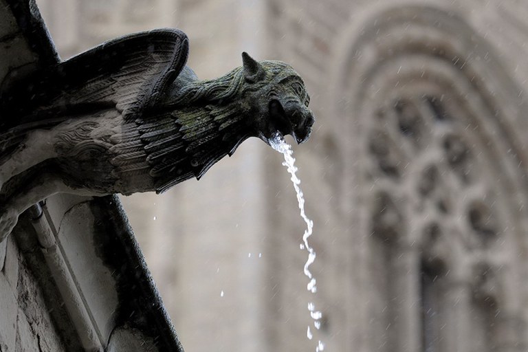 VISITA GUIADA · EL AGUA OCULTA DE LA COLINA